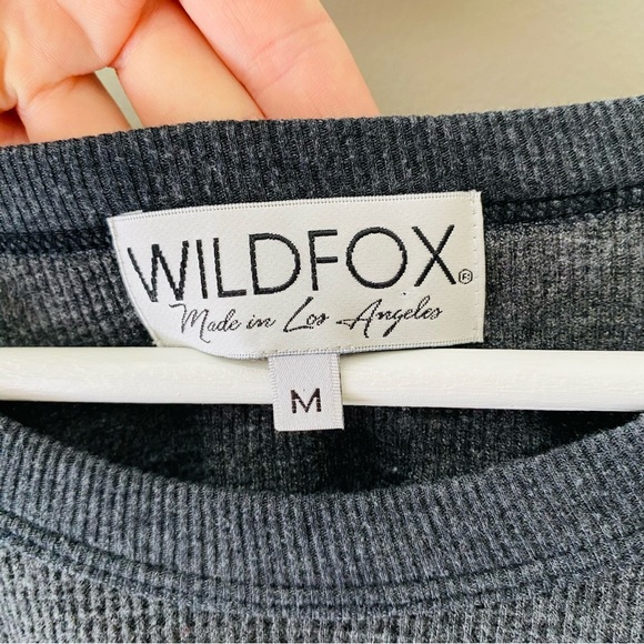 Wildfox Pullover Long Sleeve Top Gray Sz Medium - Picture 7 of 9